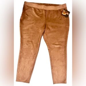 Luxurious womens brown faux suede pants by Iman Size 2X